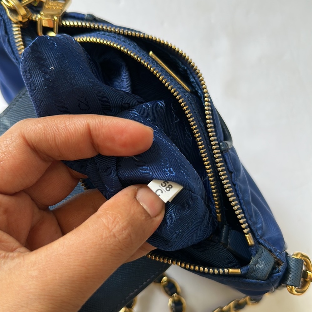 Prada bag - Picture 16 of 16